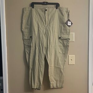Women’s Tan Cargo Pants